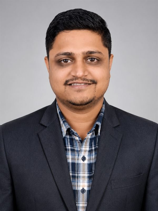 Mr Aashish Rastogi